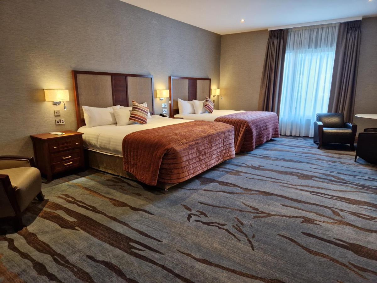 Lawlors Hotel Naas Bagian luar foto