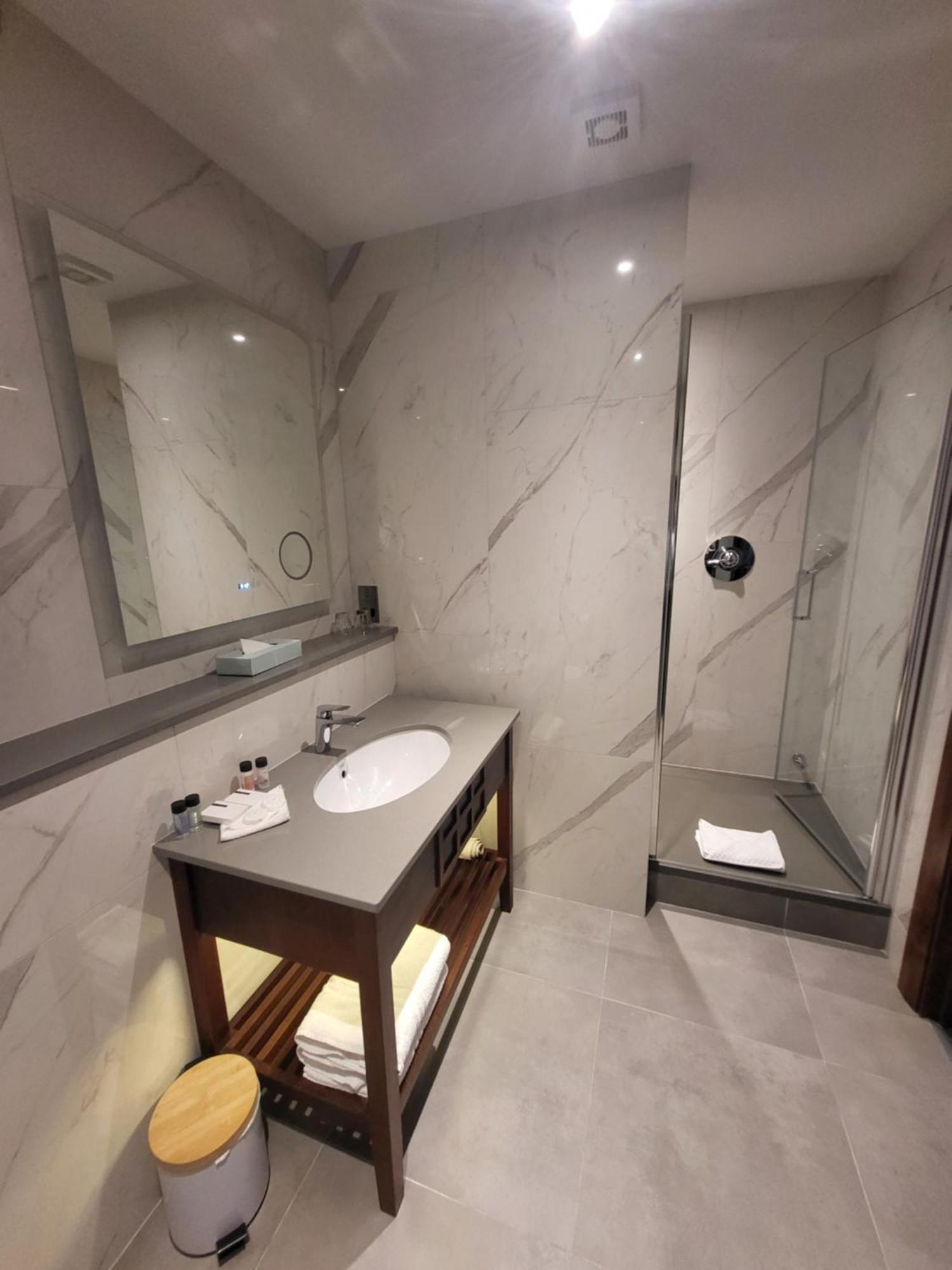 Lawlors Hotel Naas Bagian luar foto