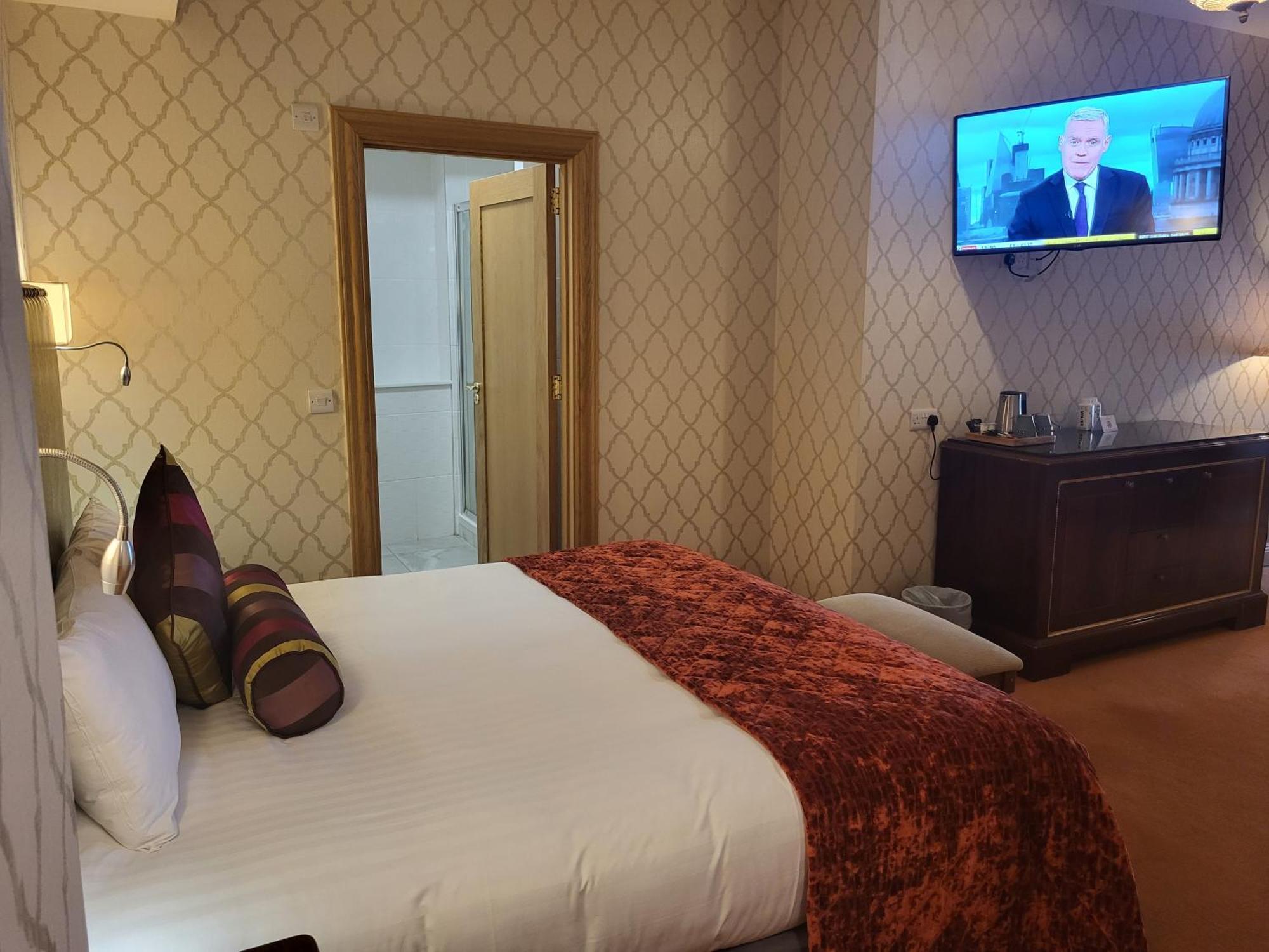 Lawlors Hotel Naas Bagian luar foto