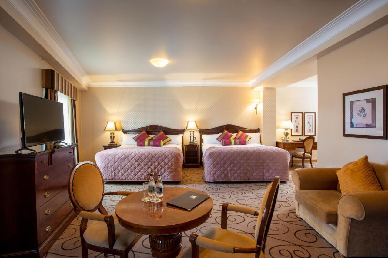 Lawlors Hotel Naas Bagian luar foto